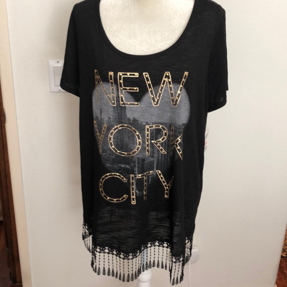 New York T-Shirt with Lace Fringe -NWT